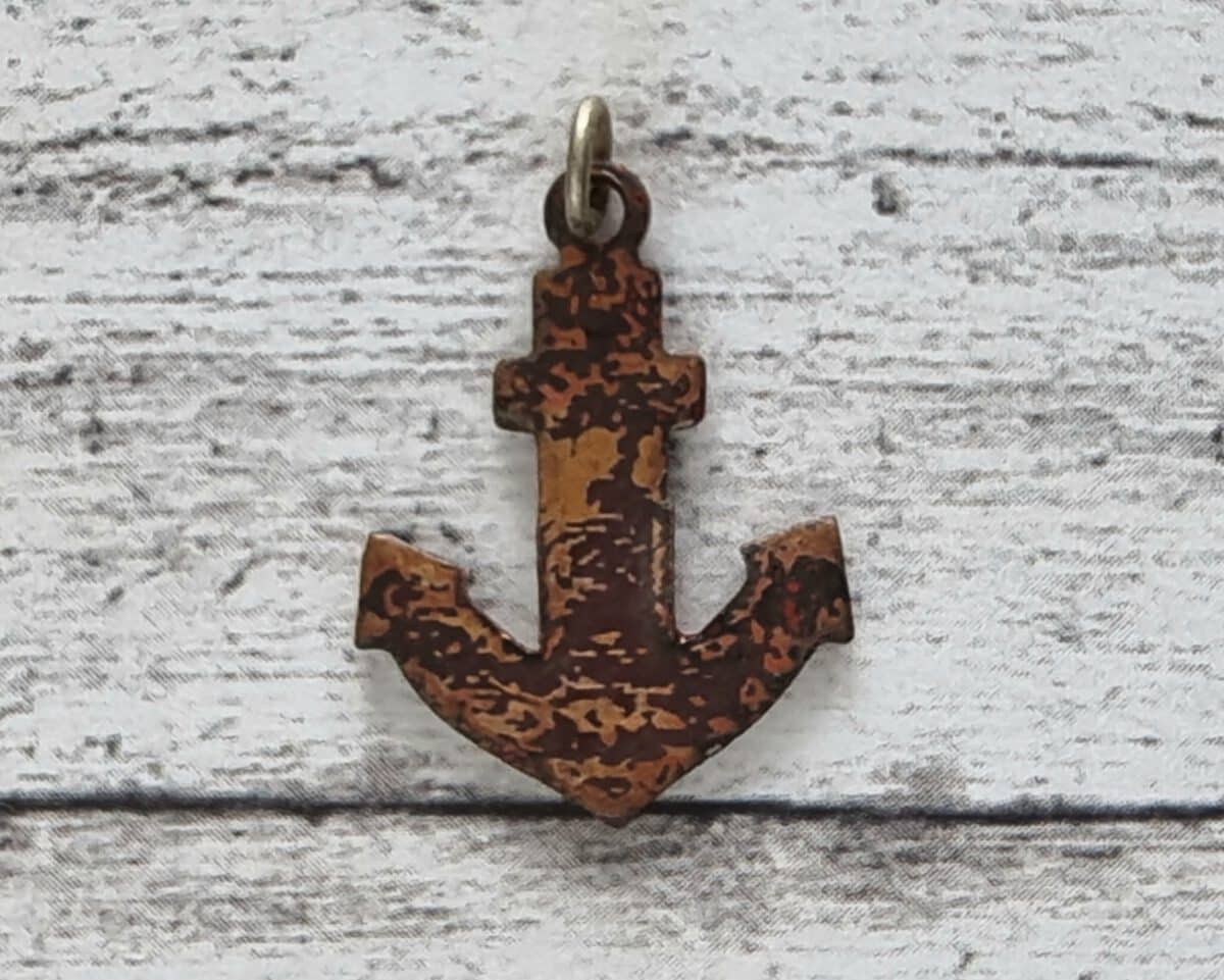 1970er Vintage Kettenanhänger Emaille Anker braun bernstein maritim Geschenk alt – Bild 2