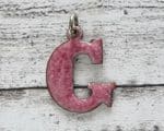 1970er Vintage Buchstabe Anhänger G rosa Emaille Geschenk Mode Retro Name Taufe