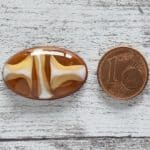 Vintage Emaille Oval bernsteinfarben weiß 1970er Kreativ Upcycling Deko Schmuck